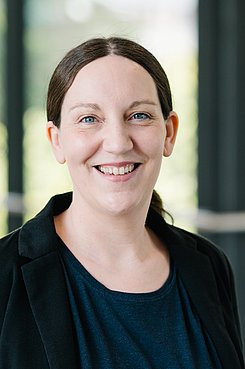 Frau  Ilka Petry